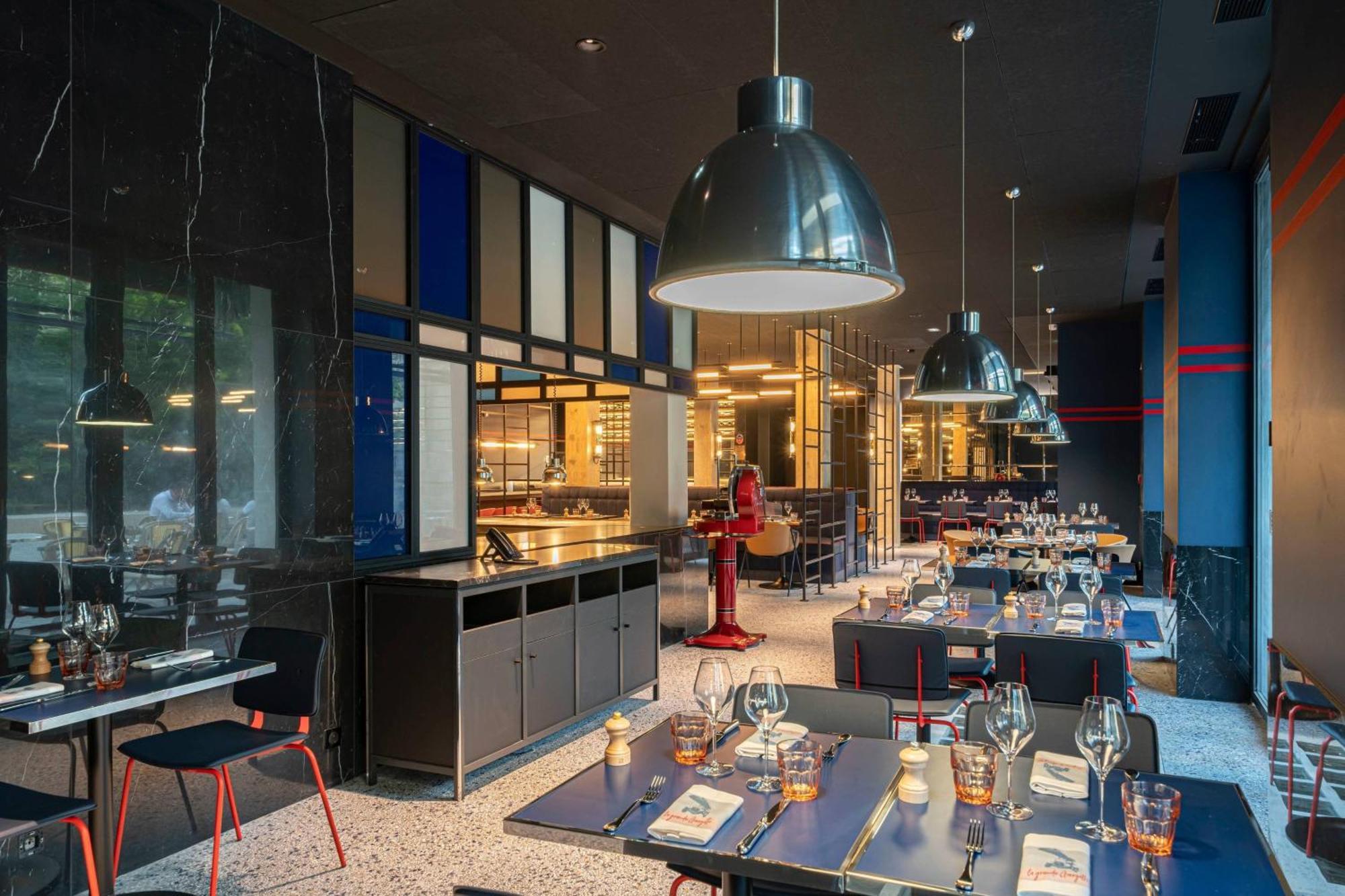 La Caserne Chanzy Hotel & Spa, Autograph Collection Reims Buitenkant foto Restaurant in the hotel